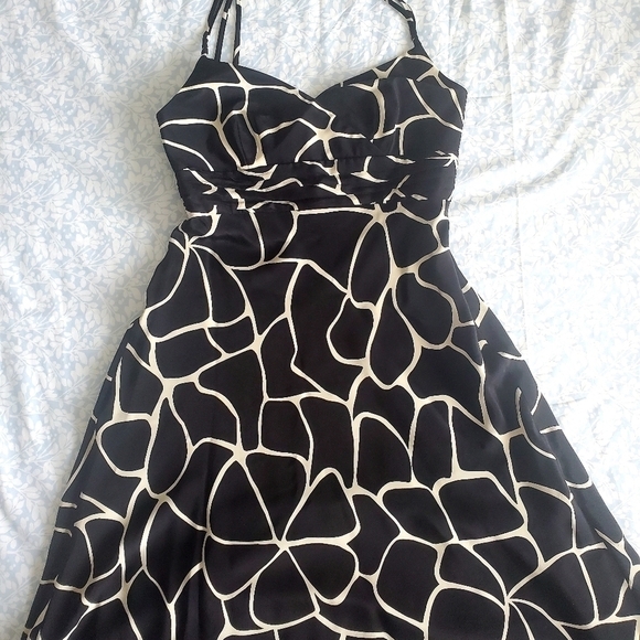 ANN TAYLOR 100% Silk Giraffe Print Halter Dress Size 0. - Picture 1 of 16